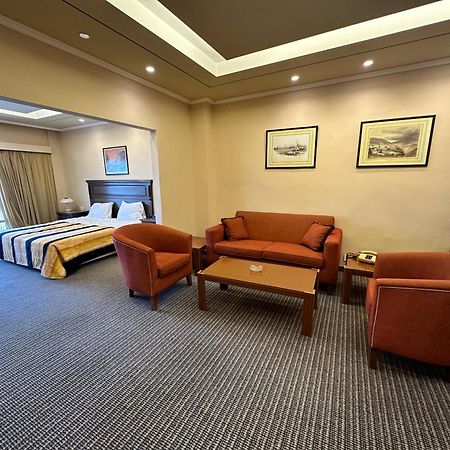 Le Crillon Hotel Brummana Exterior photo